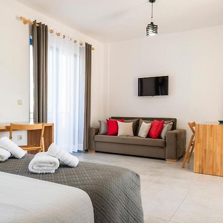 Blue Horizon Hotel Himare Ngoại thất bức ảnh
