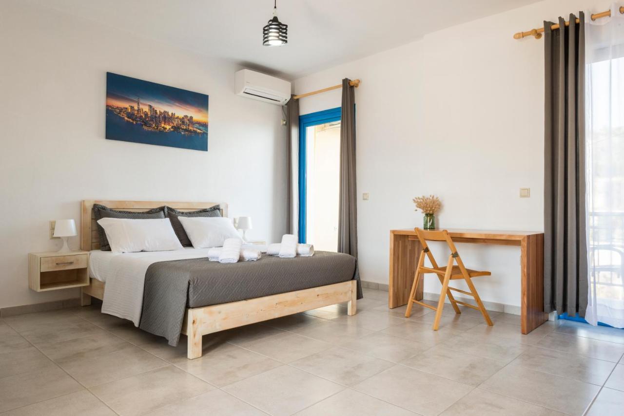 Blue Horizon Hotel Himare Ngoại thất bức ảnh