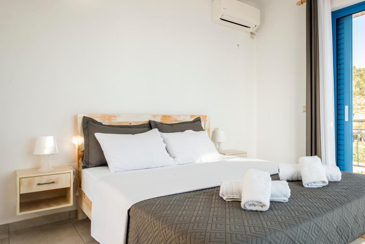 Blue Horizon Hotel Himare Ngoại thất bức ảnh