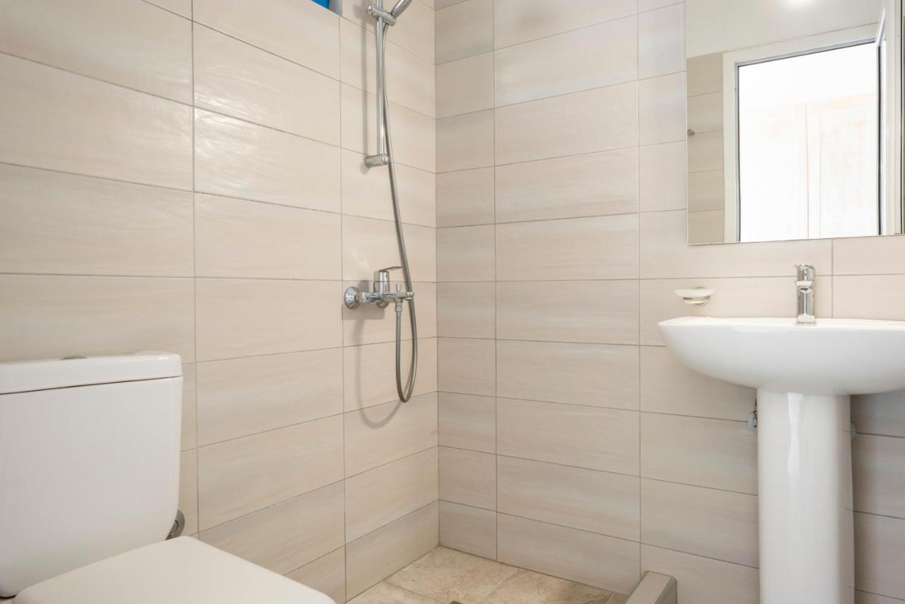 Blue Horizon Hotel Himare Ngoại thất bức ảnh
